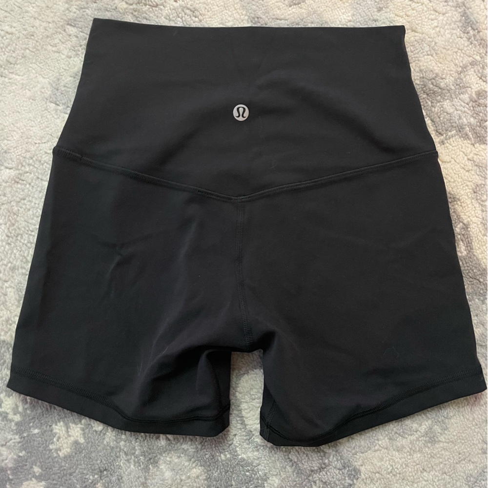 Lululemon Align 4” Short (Worn once!)